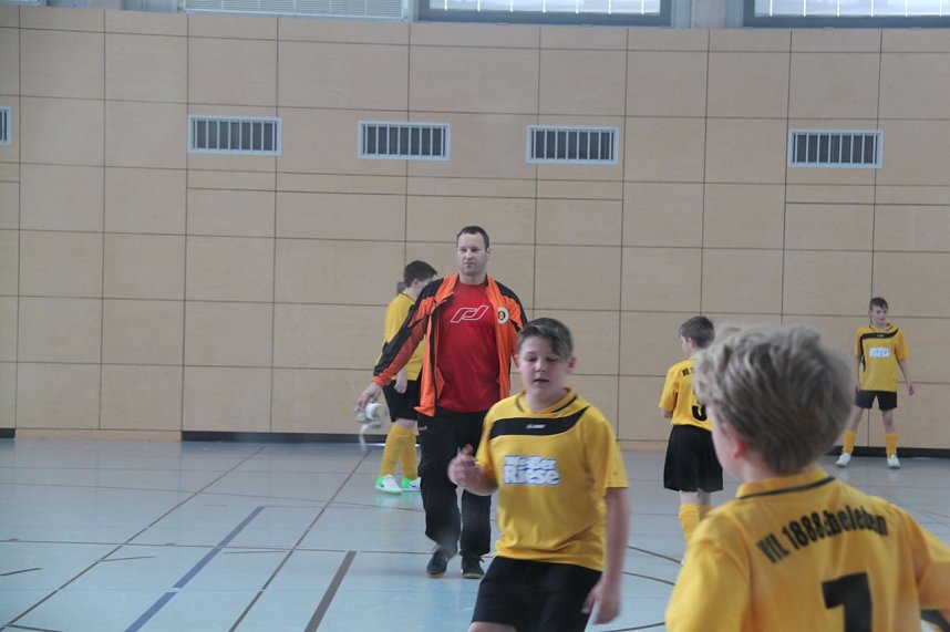 Turnier unterm Hallendach