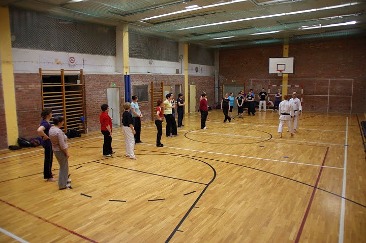 Gewalt gegen Frauen - nicht mit uns