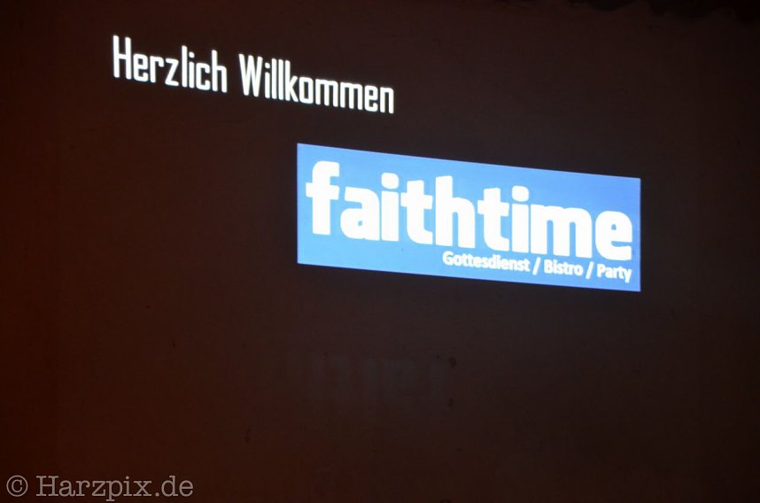 Faithtime Gott in 3D und Farbe