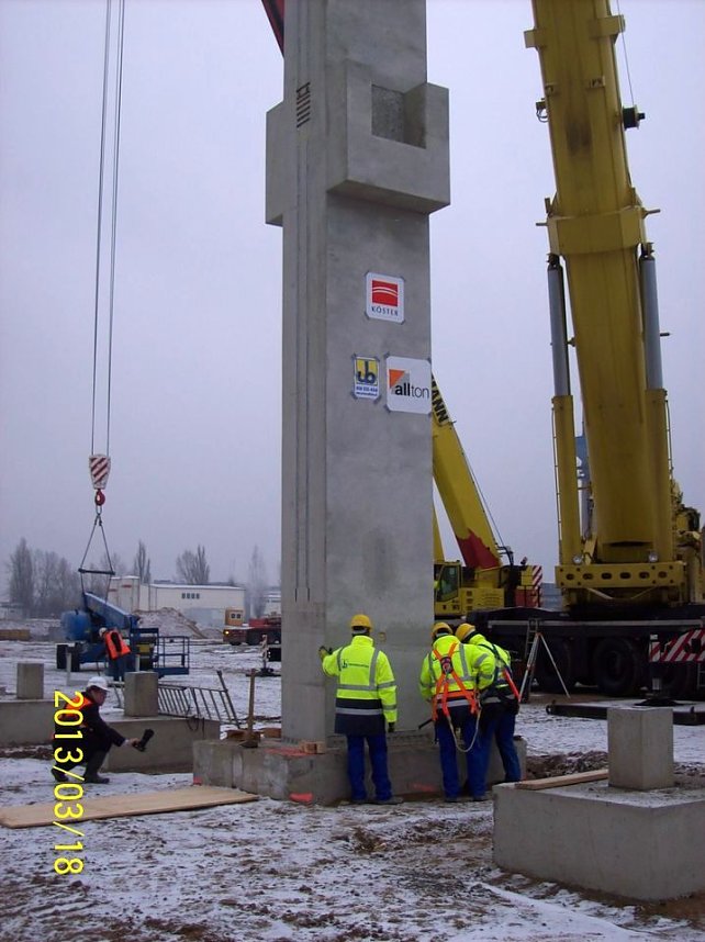 Die erste St&uuml;tze wird gesetzt