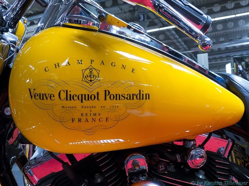 "Hei&szlig;e &Ouml;fen" und mehr