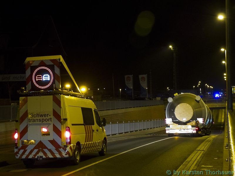 Riesen-Silos unterwegs