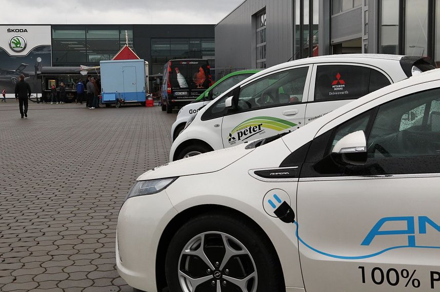 Fr&uuml;hlingsfest an der Halleschen Stra&szlig;e