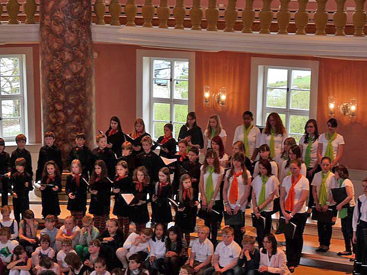 Beeindruckender "Dreiklang"