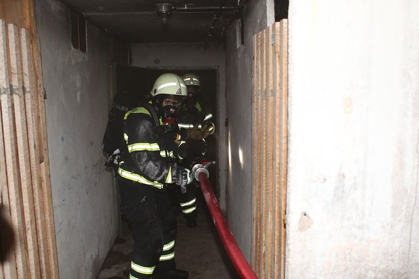 Kellerbrand im Zuckerweg