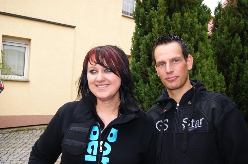 Maibaum in Obergebra gesetzt