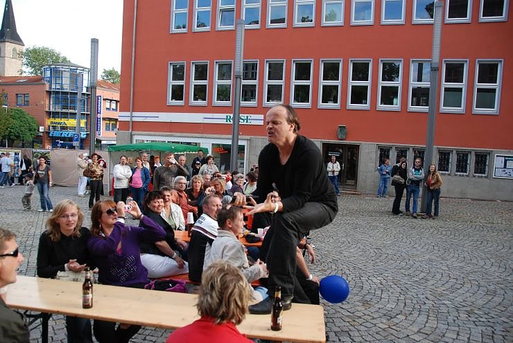 Hubert Kah auf dem  Rathausplatz
