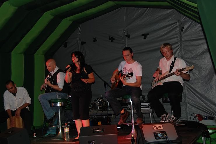 Scarred to Remember auf dem Rathausplatz