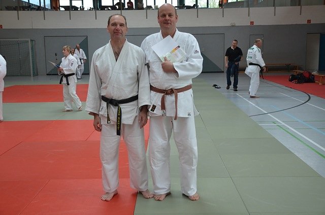 Schwarzer G&uuml;rtel f&uuml;r Thomas Linsel