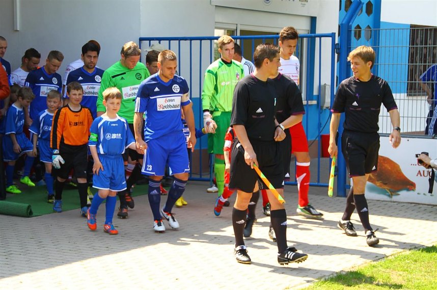 Wacker gewinnt gegen die RWE-Reserve