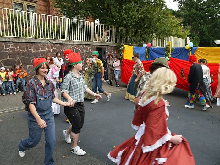 M&auml;rchen auf der Stra&szlig;e