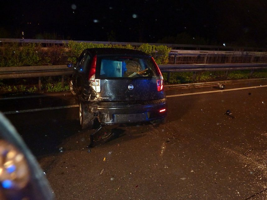 Unfall auf der Autobahn A 38