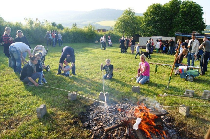 Pfingstfeuer in Obergebra
