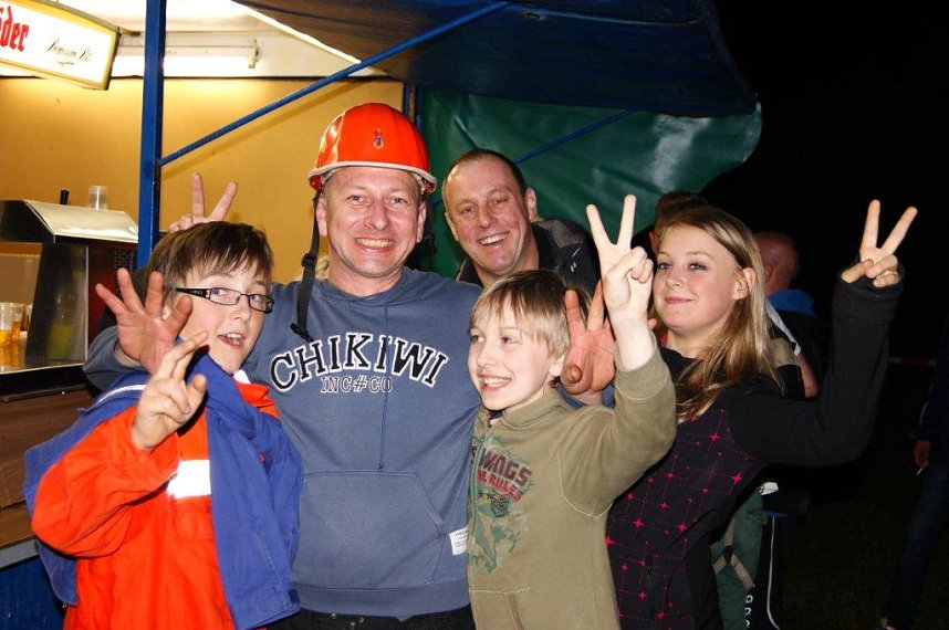 Pfingstfeuer in Obergebra - die Zweite