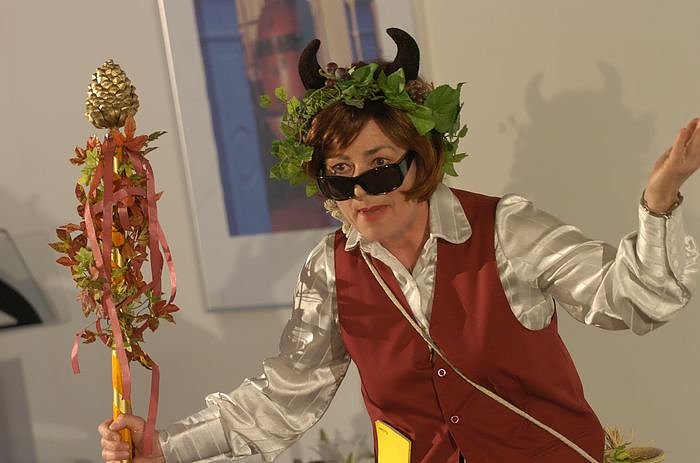 "Prost, Herinette" in der Traditionsbrennerei