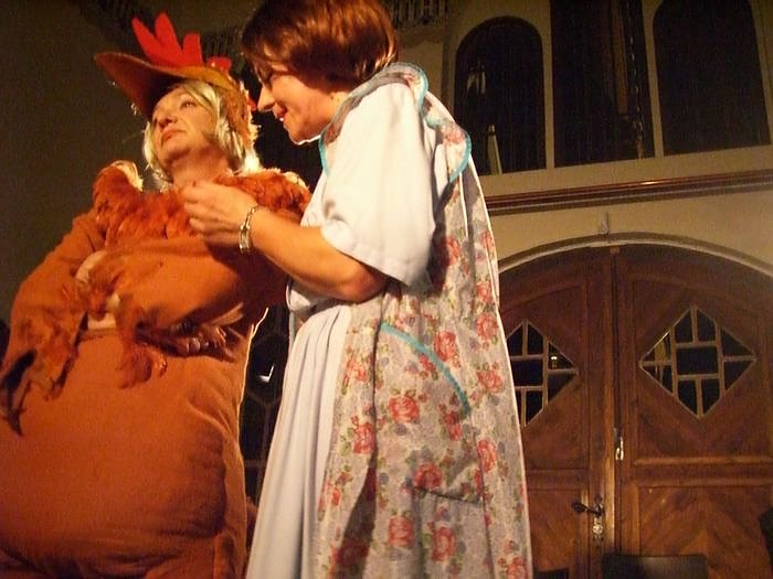 "Prost, Herinette" in der Traditionsbrennerei