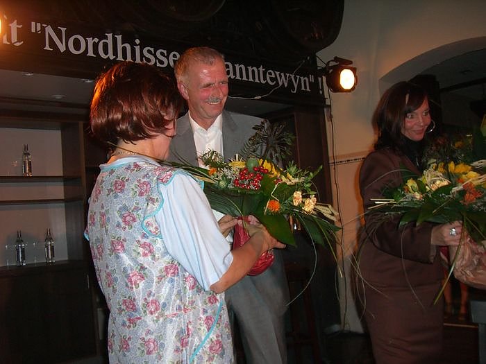 "Prost, Herinette" in der Traditionsbrennerei