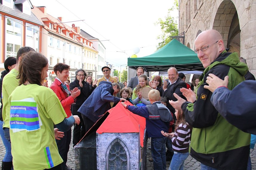 Stra&szlig;ensammlung er&ouml;ffnet
