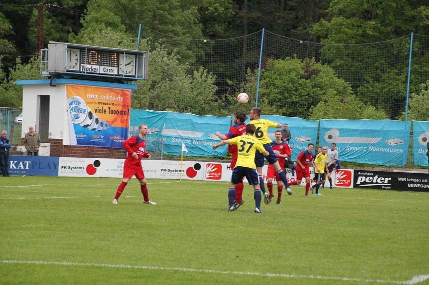 Die erste Halbzeit gegen den VfL Halle