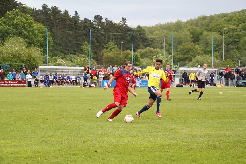 Die erste Halbzeit gegen den VfL Halle