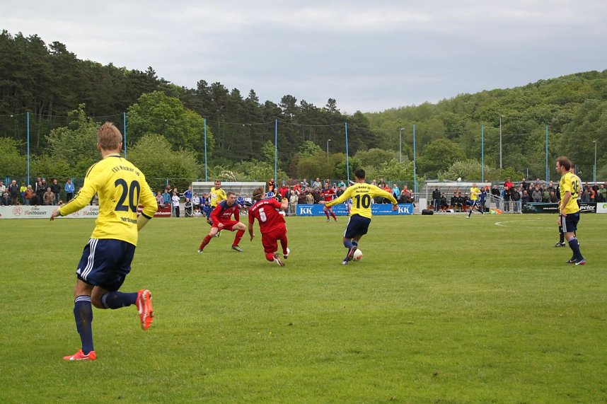 Die erste Halbzeit gegen den VfL Halle