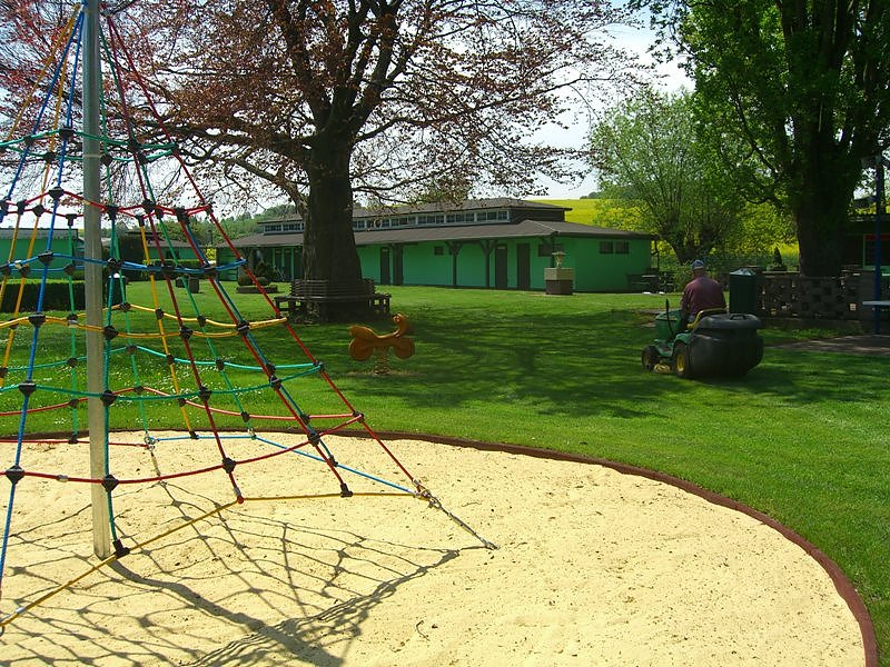 Jetzt ist alle bereit zur Er&ouml;ffnung