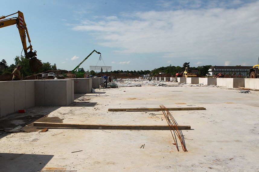 Blick in das k&uuml;nftige Hochregallager