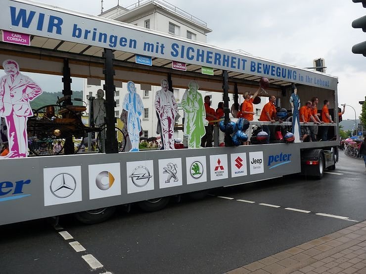 Gro&szlig;er Festumzug zum Th&uuml;ringentag