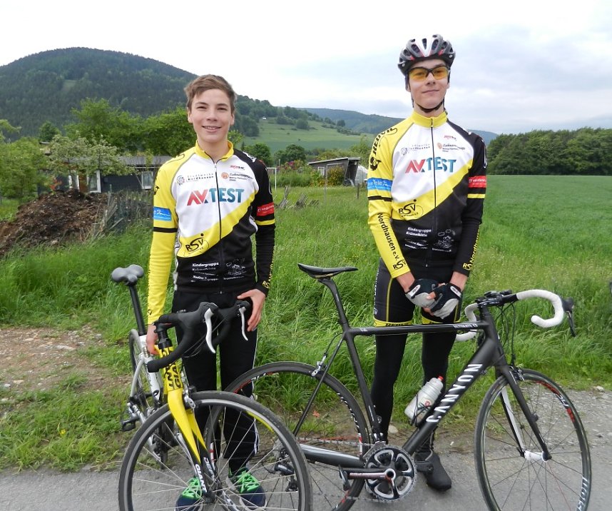 Wettkampfreiches Wochenende: Erik und Max