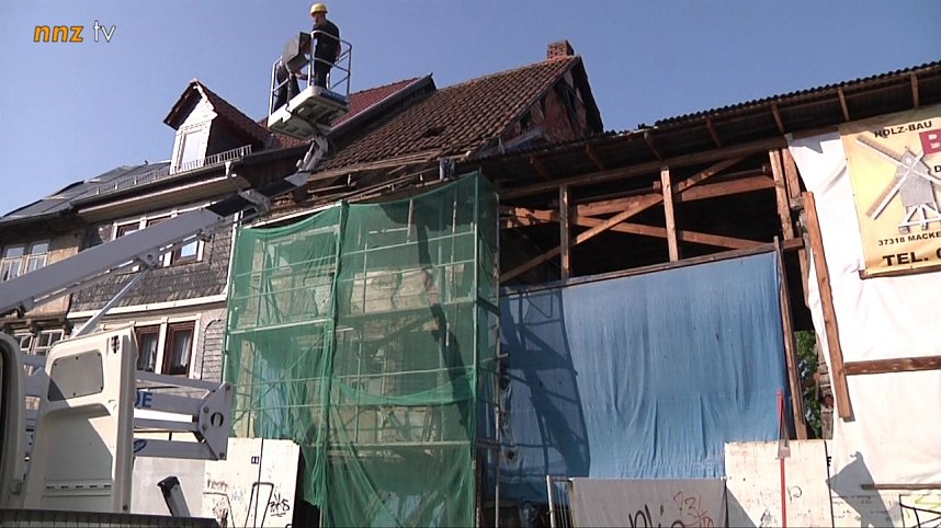 Arbeiten am Abrisshaus