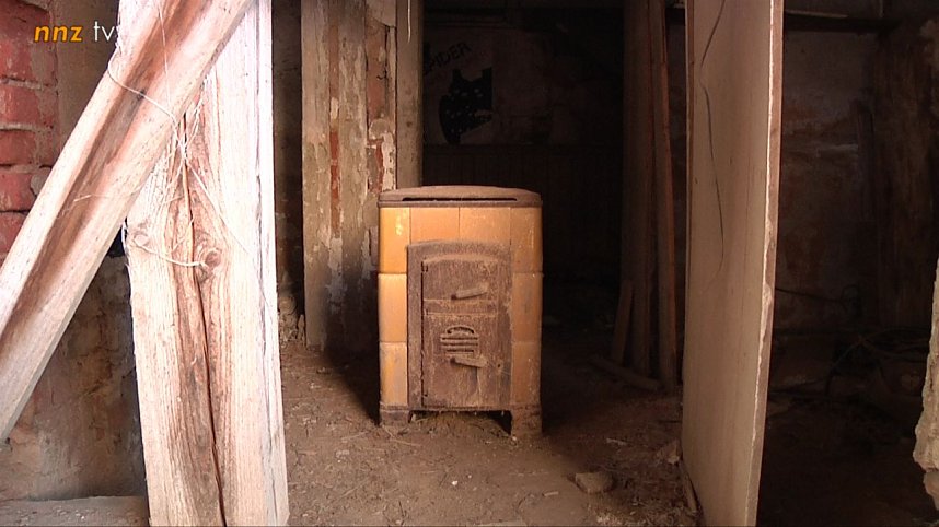 Arbeiten am Abrisshaus