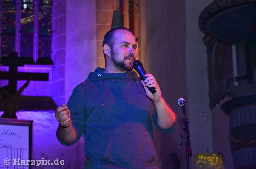 Poetry Slam in der Jugendkirche(Herzschlag)