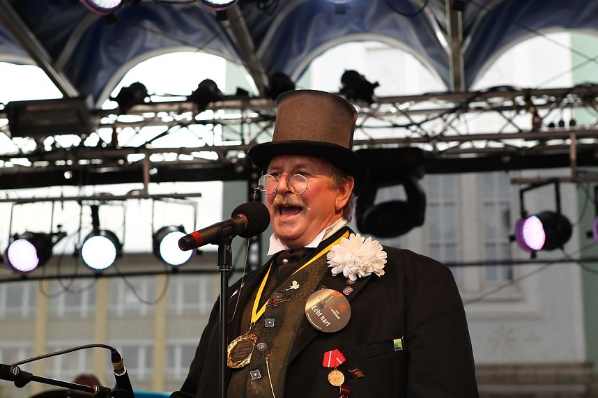 Es ist er&ouml;ffnet - das 45. Rolandsfest