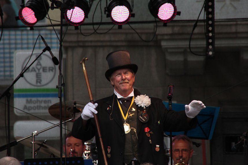 Zwischen zwei B&uuml;hnen unterwegs