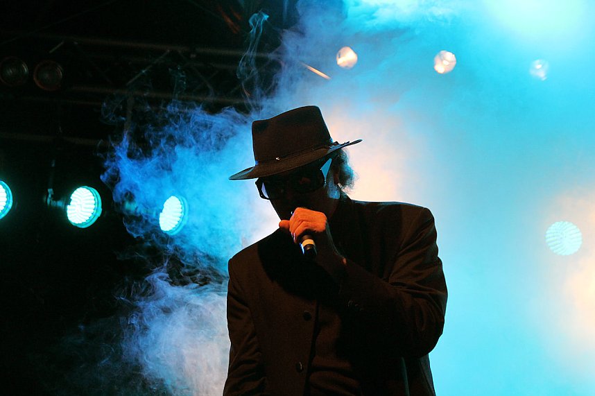 Zwischen zwei B&uuml;hnen unterwegs