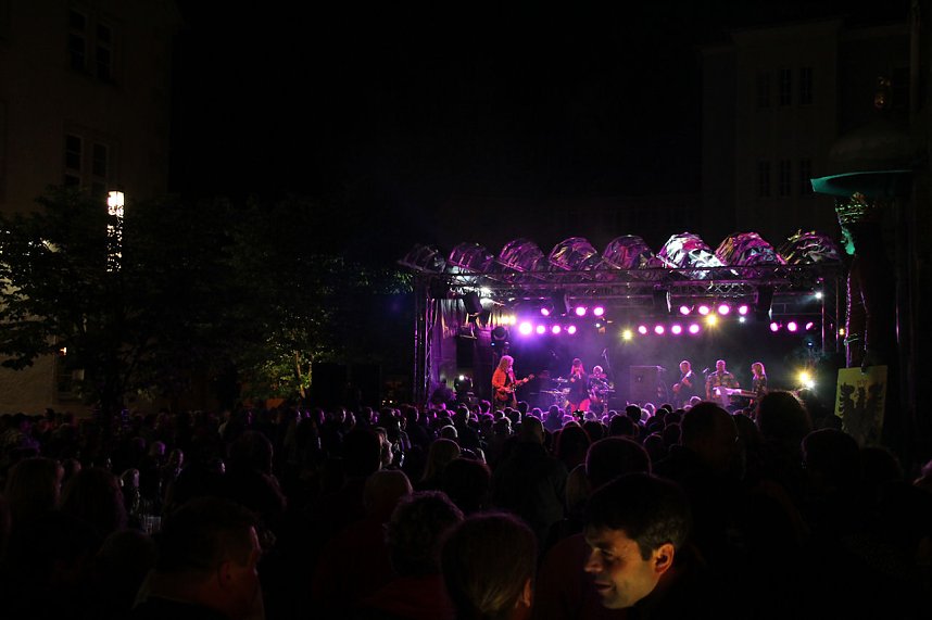 Zwischen zwei B&uuml;hnen unterwegs