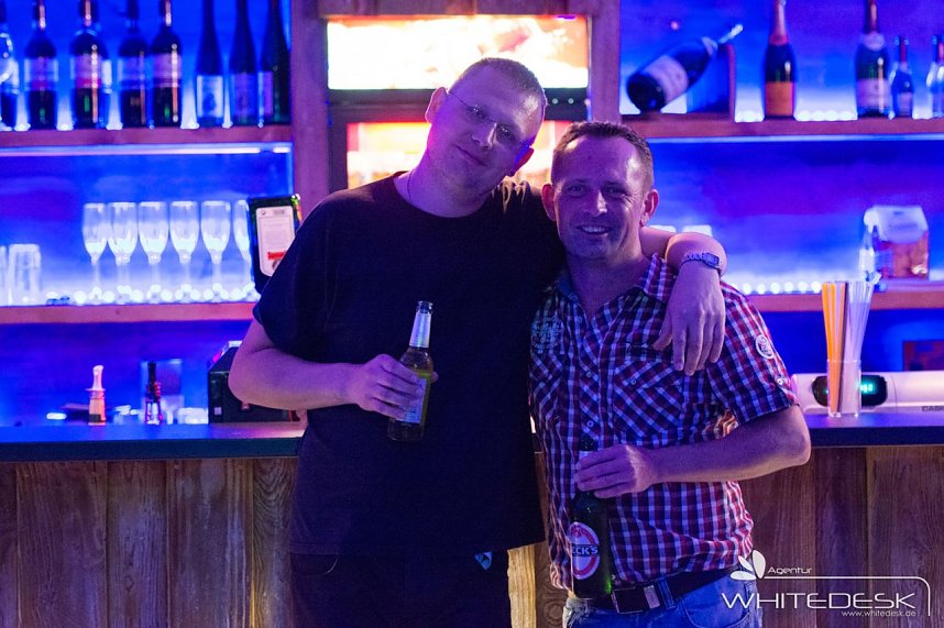 80er und 90er Jahre-Party