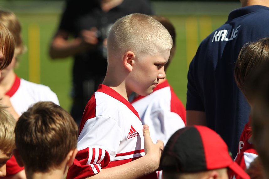 Tolles Erlebnis - die HSV-Fu&szlig;ballschule in Nordhausen