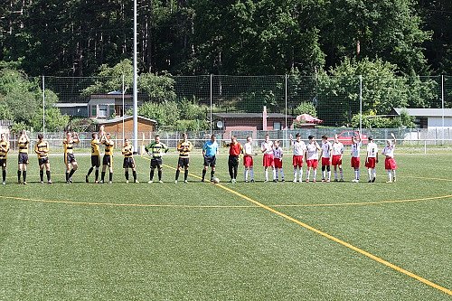 Aufgestiegen mit 13:0-Sieg