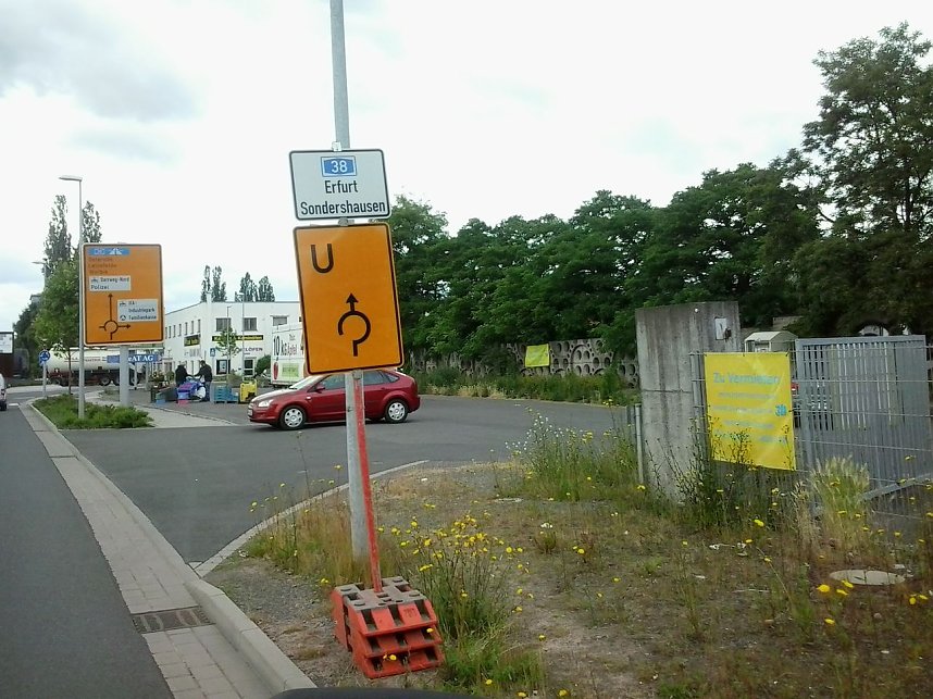 Verzweifelte Versuche