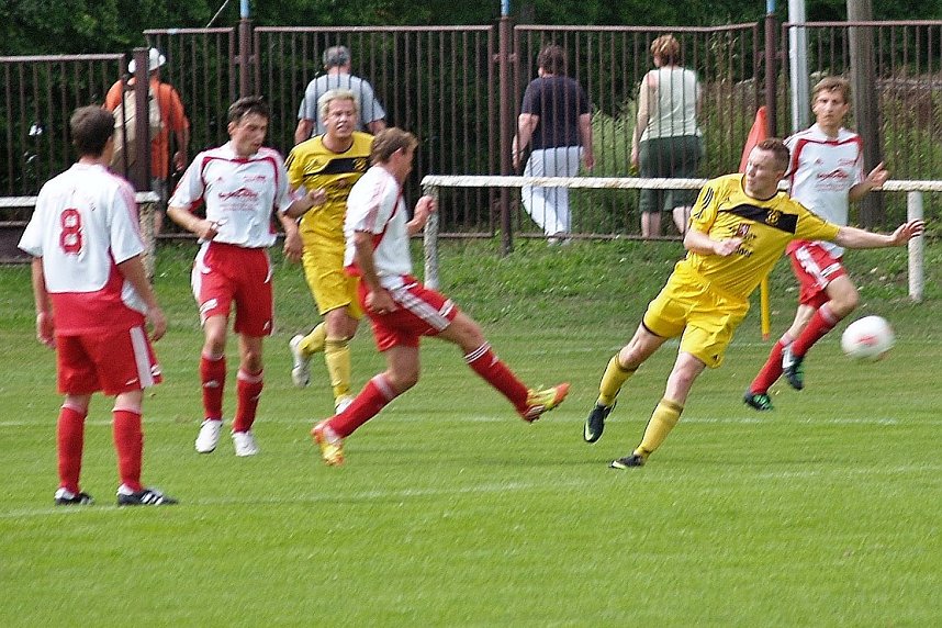 Ro&szlig;leben gewinnt in Nordhausen