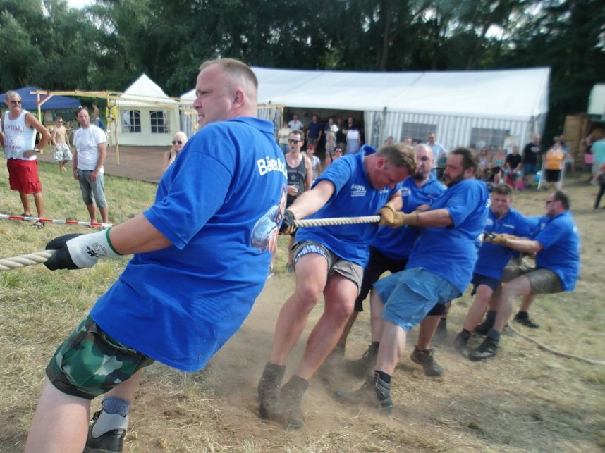 Das Helmetauziehen 2013