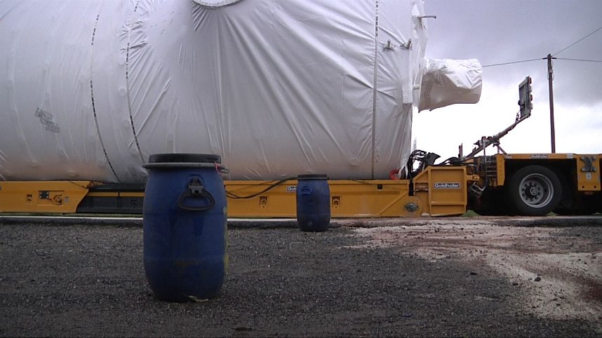 Schwerlasttransport liegengeblieben