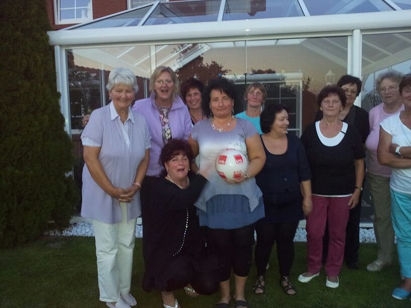 Gespr&auml;ch in der Goldenen Aue