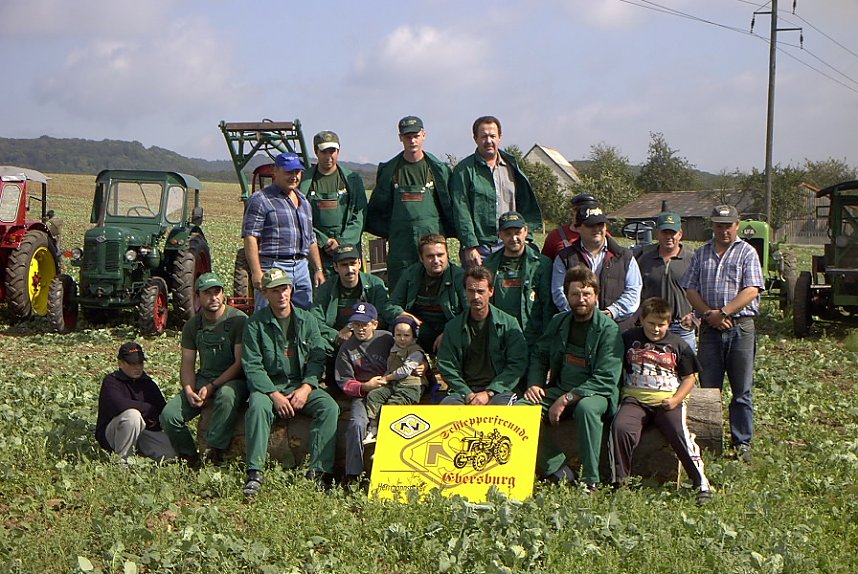 Schlepperfreunde unter sich