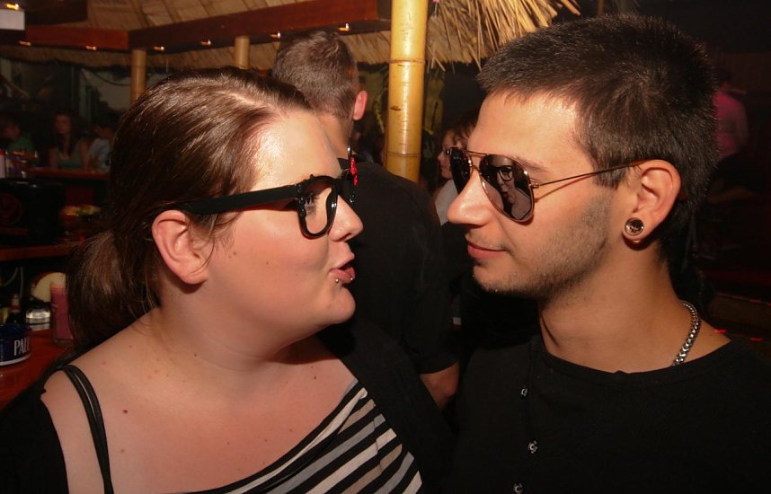 Pornobrillen-Party im Sax
