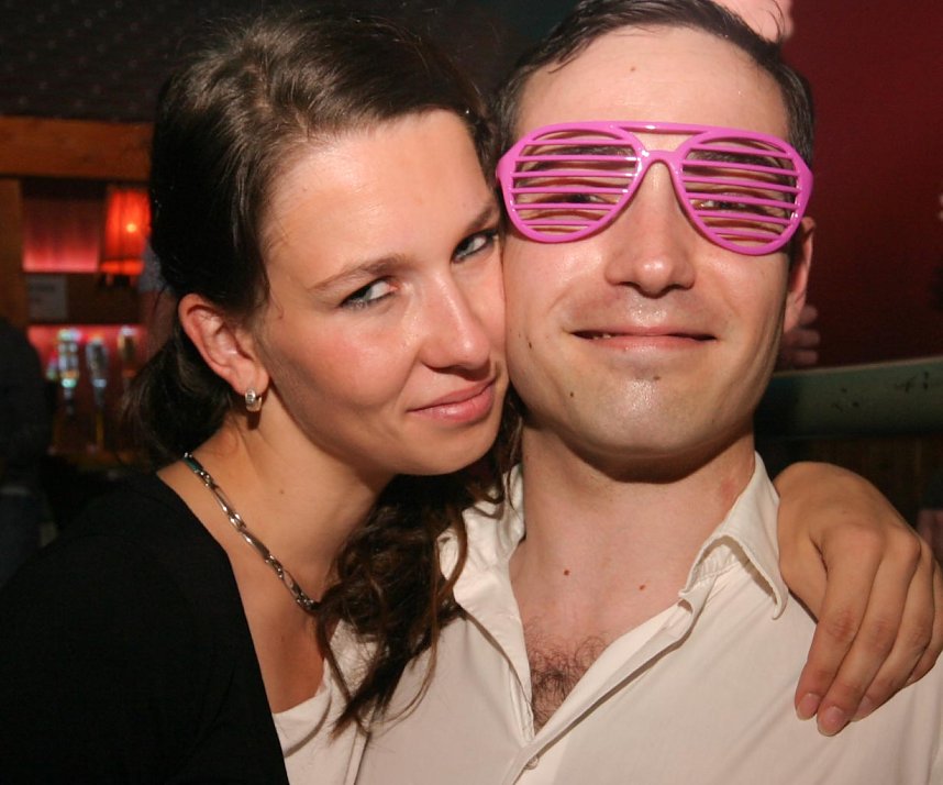 Pornobrillen-Party im Sax