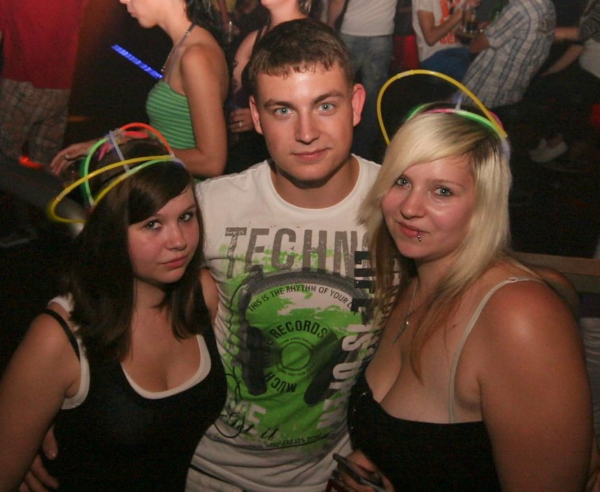 Pornobrillen-Party im Sax