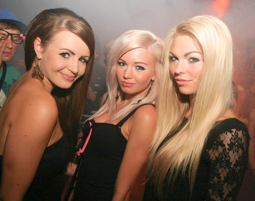 Pornobrillen-Party im Sax