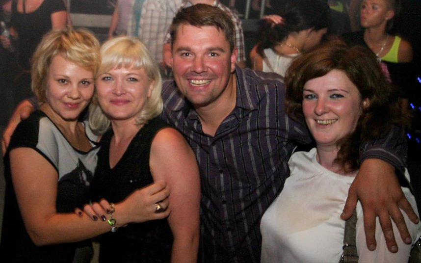 Pornobrillen-Party im Sax